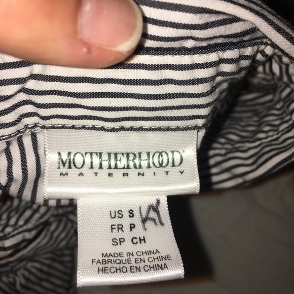 Clearance 🛍 Motherhood maternity stripes top. - Picture 3 of 6